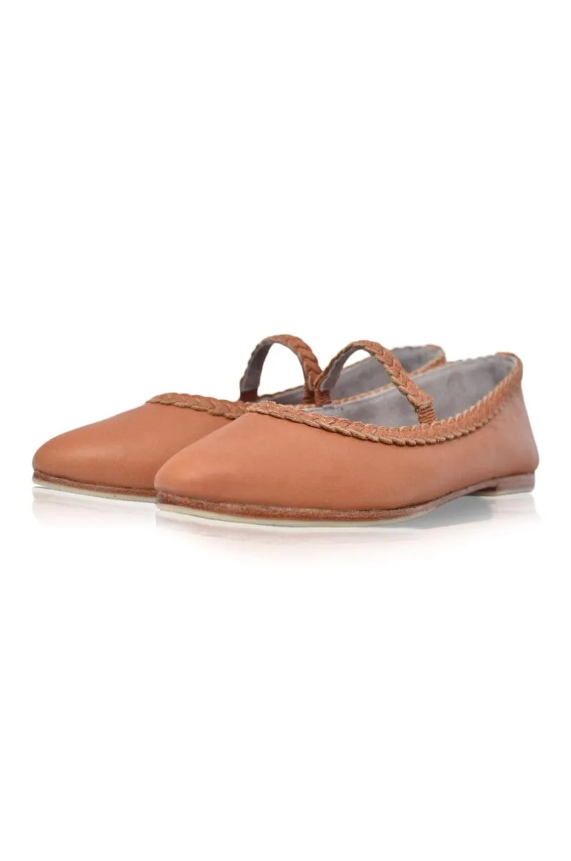 Amara Ballet Flats in Dark Tan