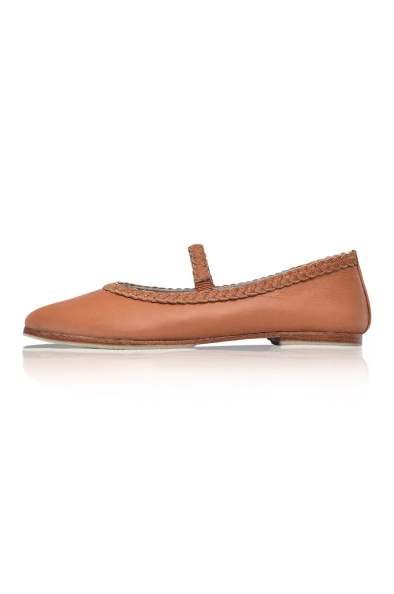 Amara Ballet Flats in Dark Tan