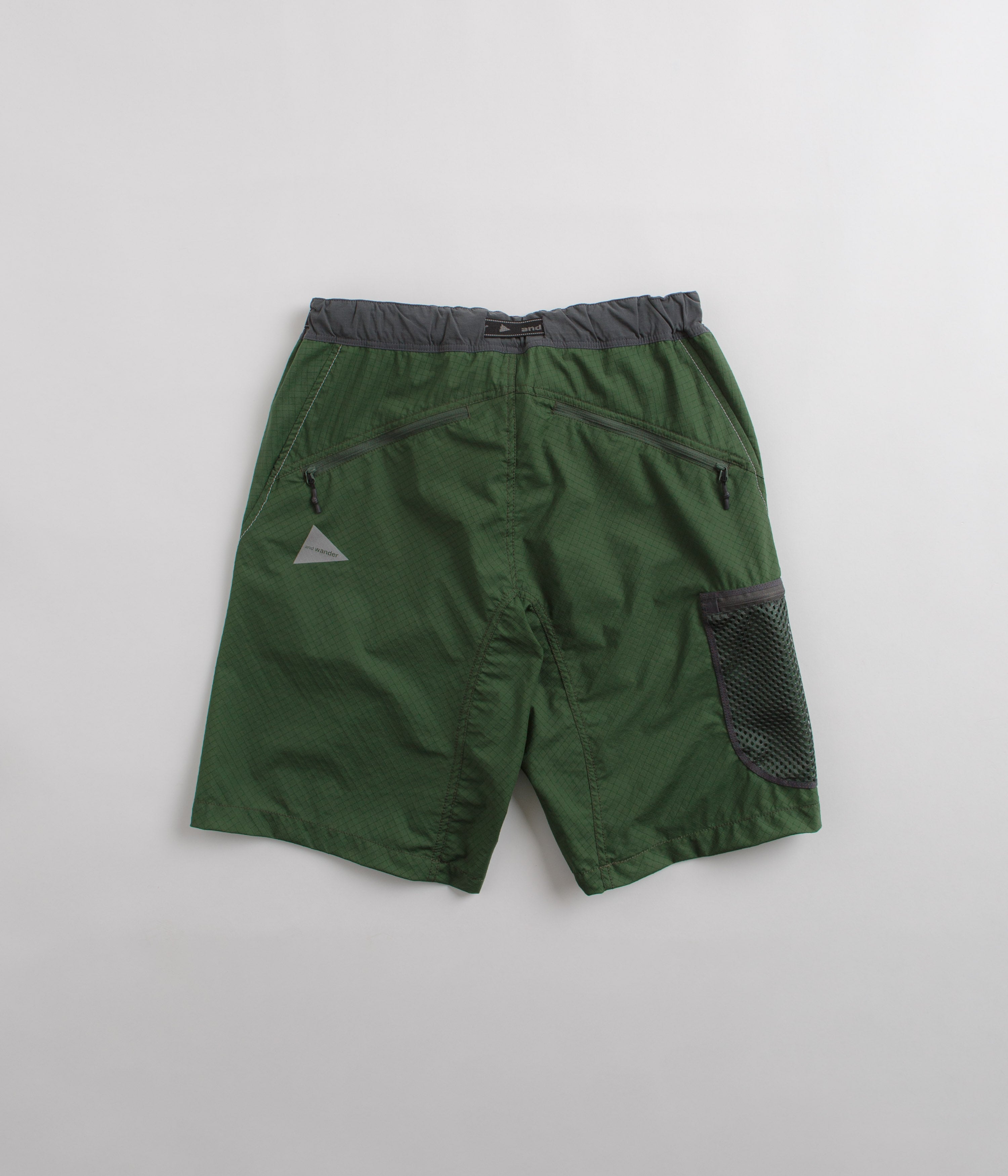 and wander Breath Rip Shorts - Green