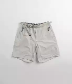 and wander Trek Shorts - Light Grey