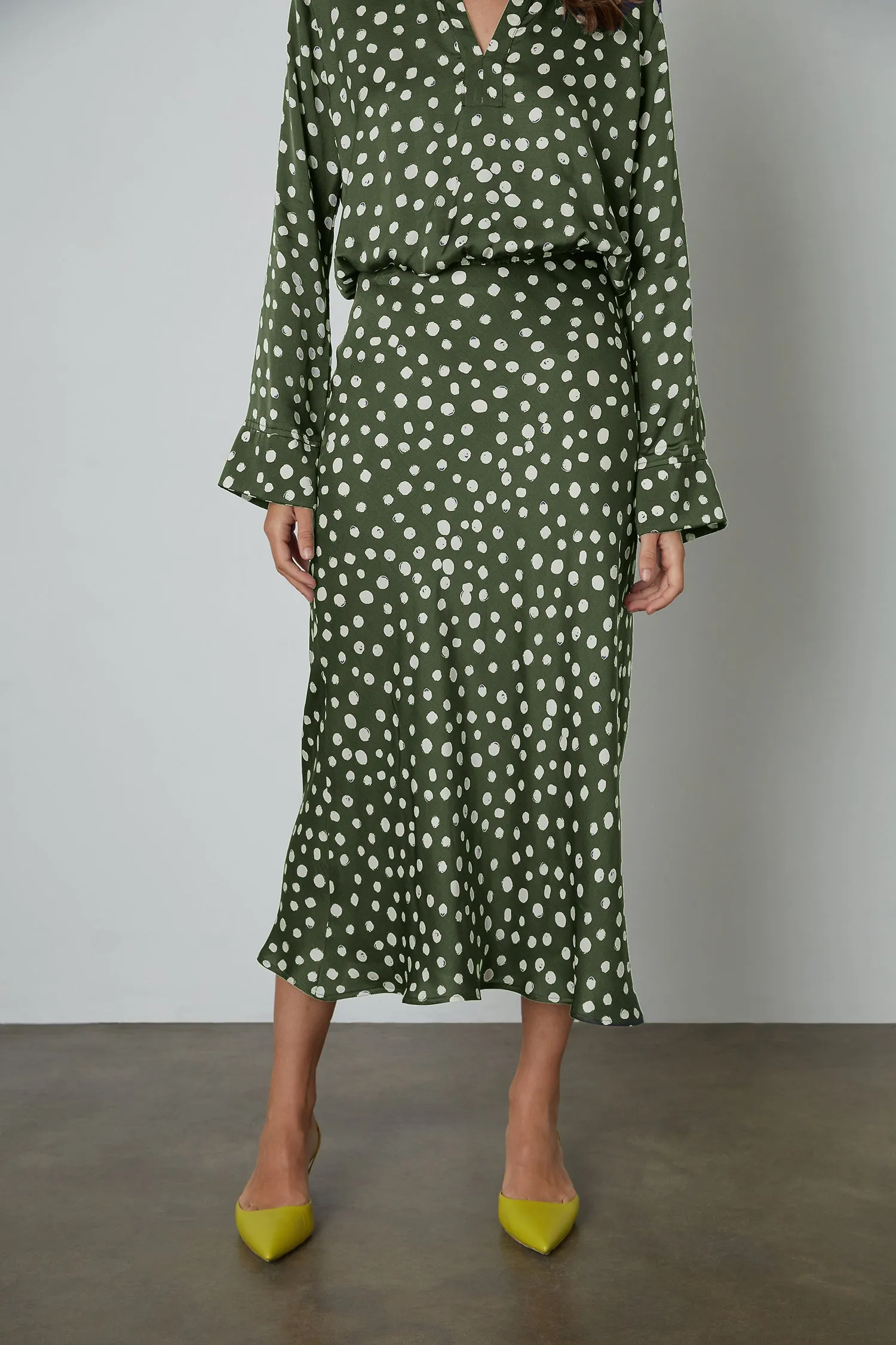 KAIYA POLKA DOT SKIRT IN GREEN