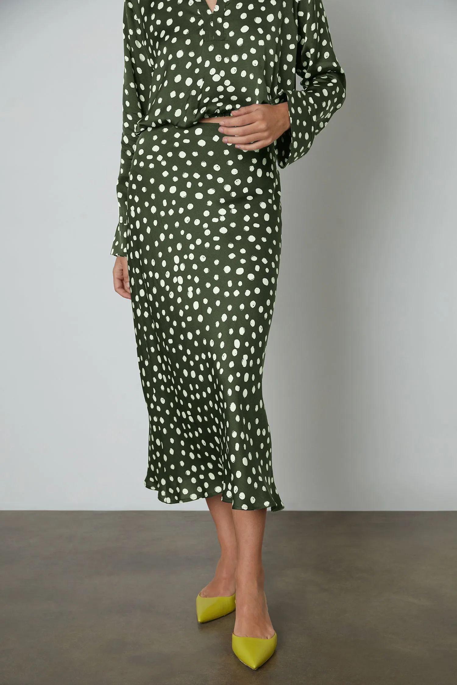 KAIYA POLKA DOT SKIRT IN GREEN