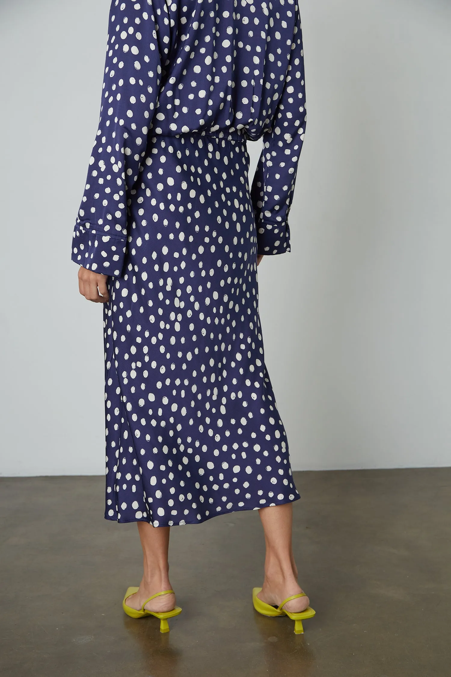 KAIYA POLKA DOT SKIRT IN NAVY