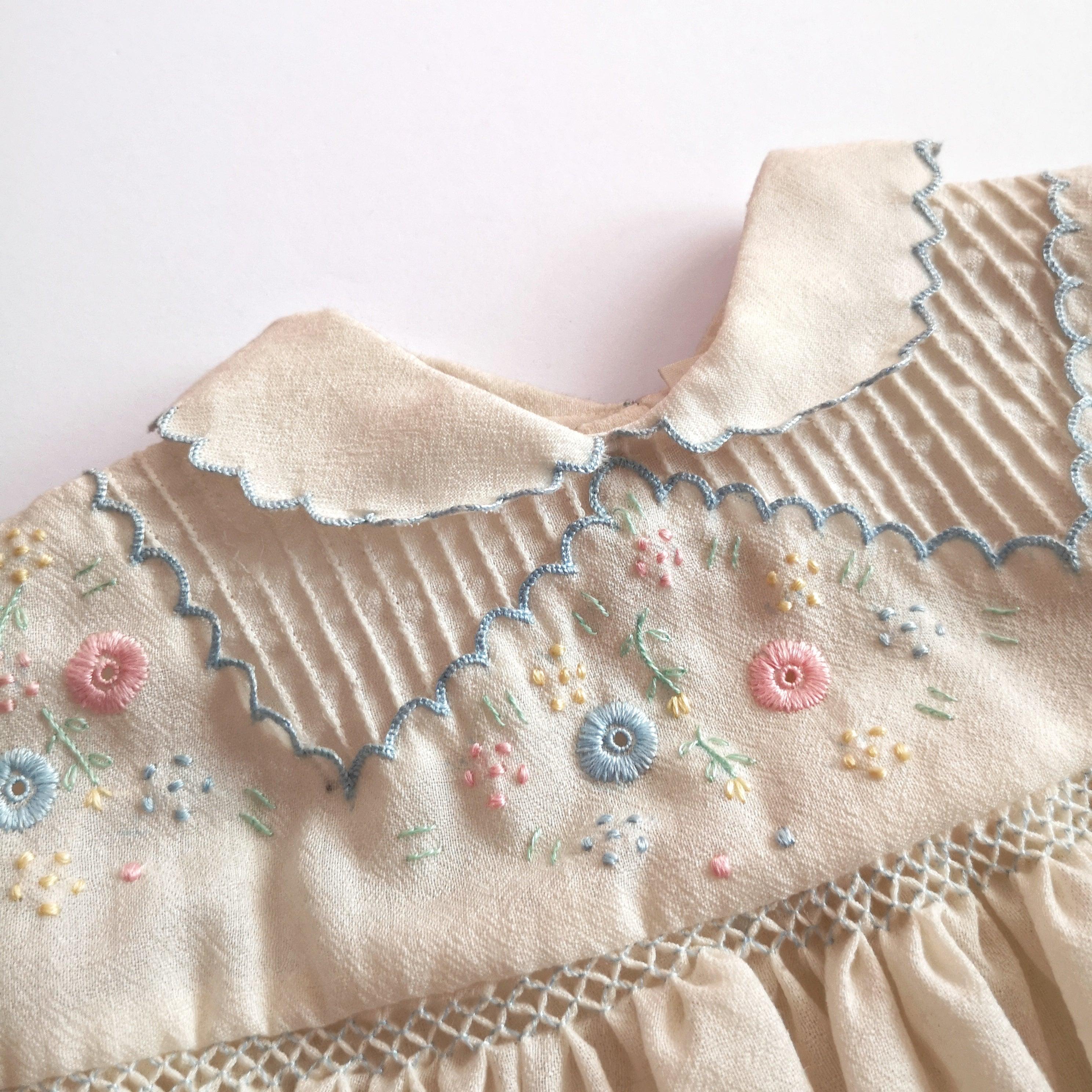 [Unworn] 1950's Hand embroidered dress 2Y (dead stock)