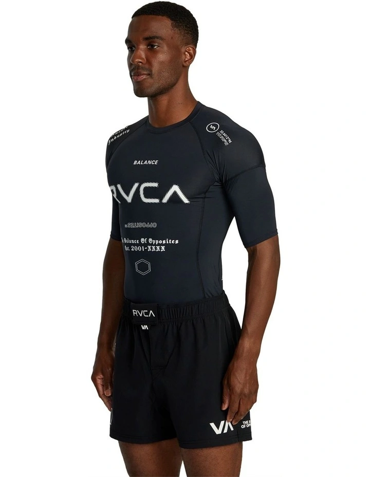 VA Sport Short Sleeve Rashguard in Black