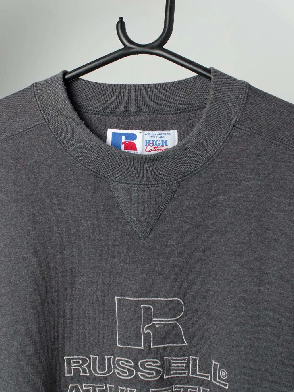 Vintage Russell Athletic sweatshirt in grey – Large